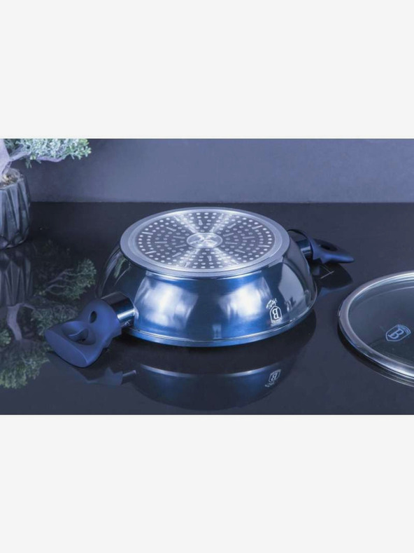 Berlingerhaus Pekáč kulatý s mramorovým povrchem a poklicí 24 cm BERLINGERHAUS Metallic Line Aquamarine Edition